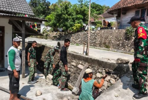 Perkuat Akses Air Bersih, Kapten Arm Yusniadi Pimpin Proyek Pemulihan Pipa di Dusun Bakon