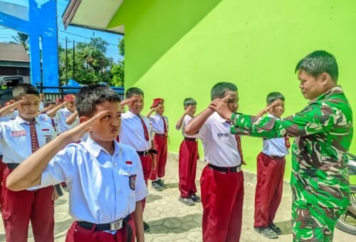 Latihan PBB untuk Meriahkan HUT Ke-81 RI oleh Satgas TMMD Ke-129 Kodim 1404/Pinrang