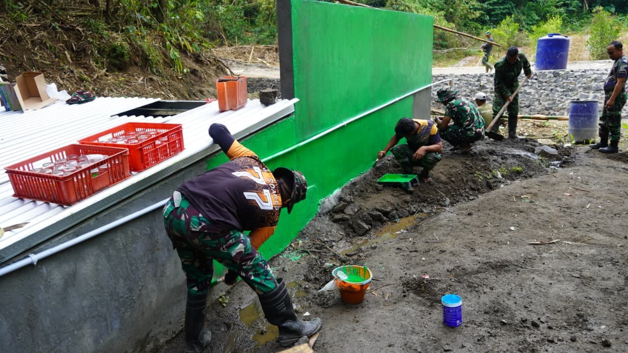 Program TNI Manunggal Air: Solusi Akses Air Bersih bagi Warga