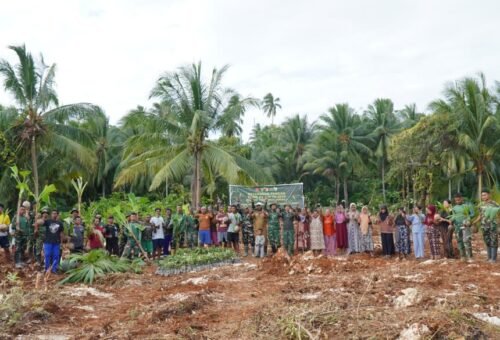 Antusiasme Warga Desa Polewali dalam Penanaman Bibit untuk Ketahanan Pangan