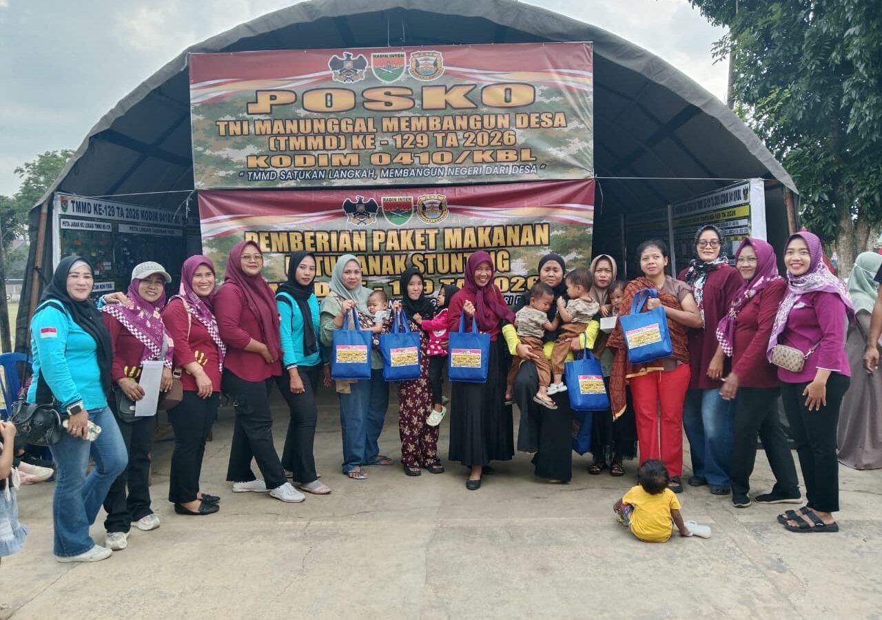 Peran TNI dalam Menanggulangi Stunting Melalui Pembagian Paket Makanan Sehat