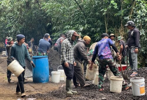 Progres TMMD Ke-129, Betonisasi Desa Sekardadi Capai 70 Persen