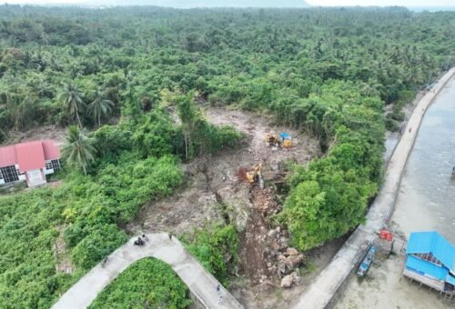 Kemajuan Pembukaan Jalan TMMD Ke-129 oleh Kodim 1311/Morowali di Kepulauan Umbele