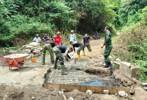 Peningkatan Infrastruktur Dekker oleh Satgas TMMD ke-129 di Dusun Jawi-Jawi