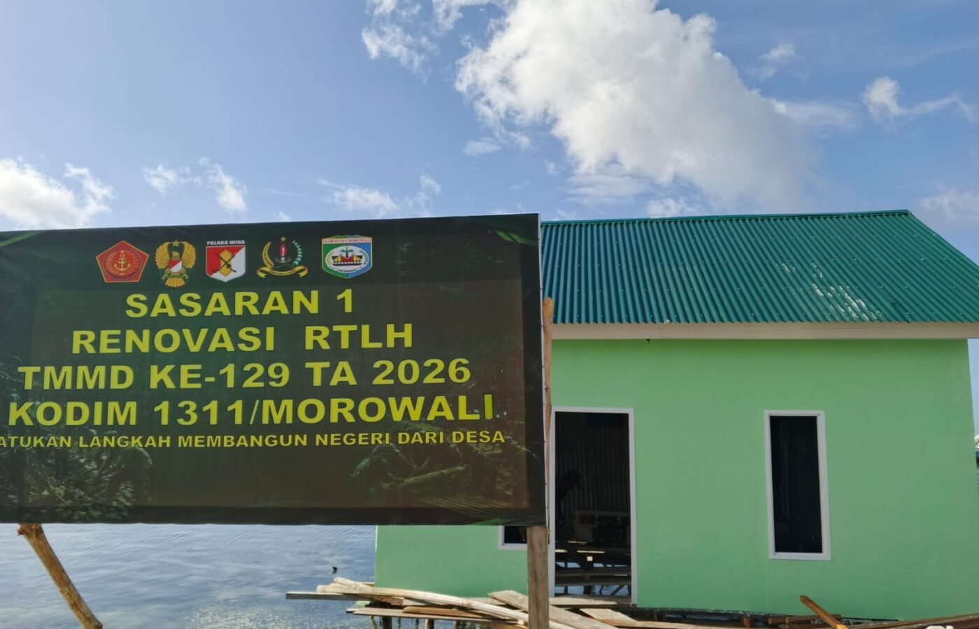 Penyelesaian Pengecatan RTLH Ibu Samsiah oleh Satgas TMMD Sukses Dilaksanakan