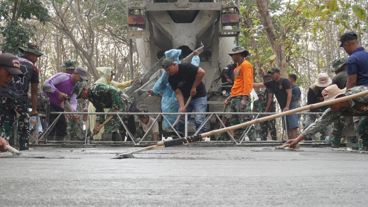 Jejak TNI dan Rakyat di Tlemang: Merajut Masa Depan Bersama