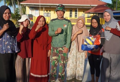 Ibu PKK Desa Pulau Dua Berterima Kasih atas Dukungan Satgas TMMD dalam Sarana Olahraga