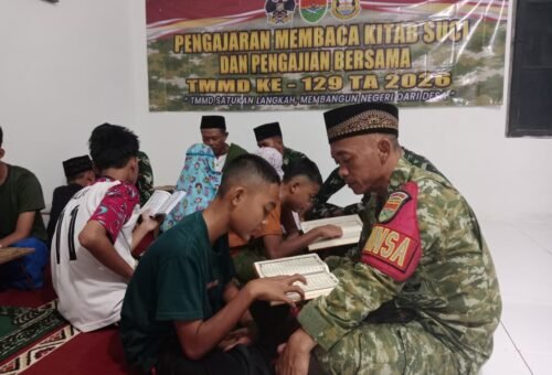 Keakraban dalam Doa, TNI dan Anak-Anak Bersama Gelar Pengajian di Mushola