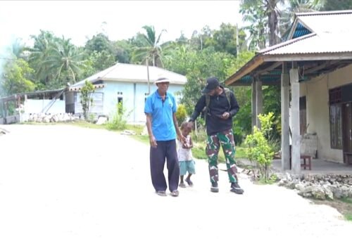 Saudara Kampung Sesor Nikmati Jalan Cor Hasil TMMD Ke-129