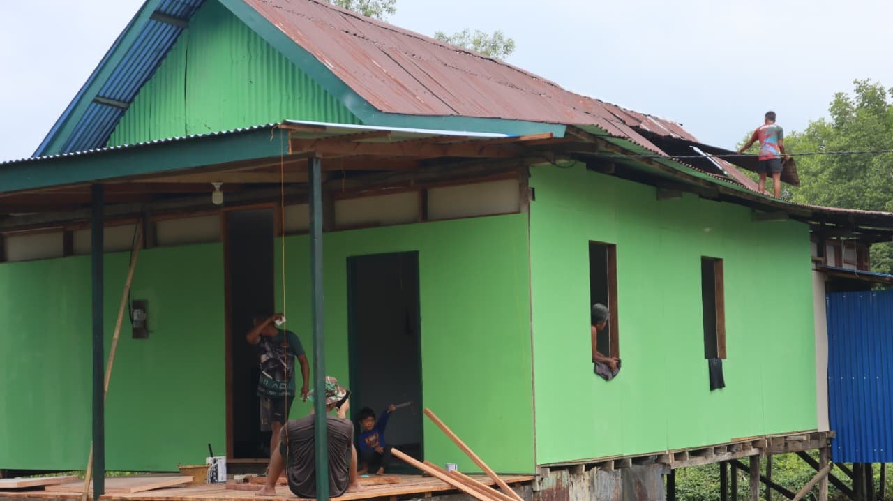 Progres Menarik Rehabilitasi RTLH Bapak Wilem di TMMD Ke-129 Kodim 0911/Nunukan