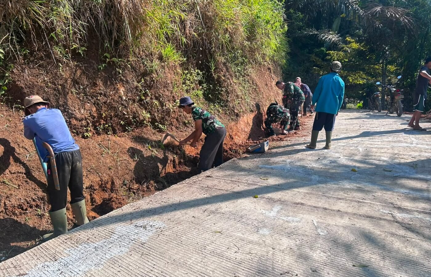 Transformasi Positif Desa Mekarmukti Berkat TMMD Ke-129 Kodim 0608/Cianjur