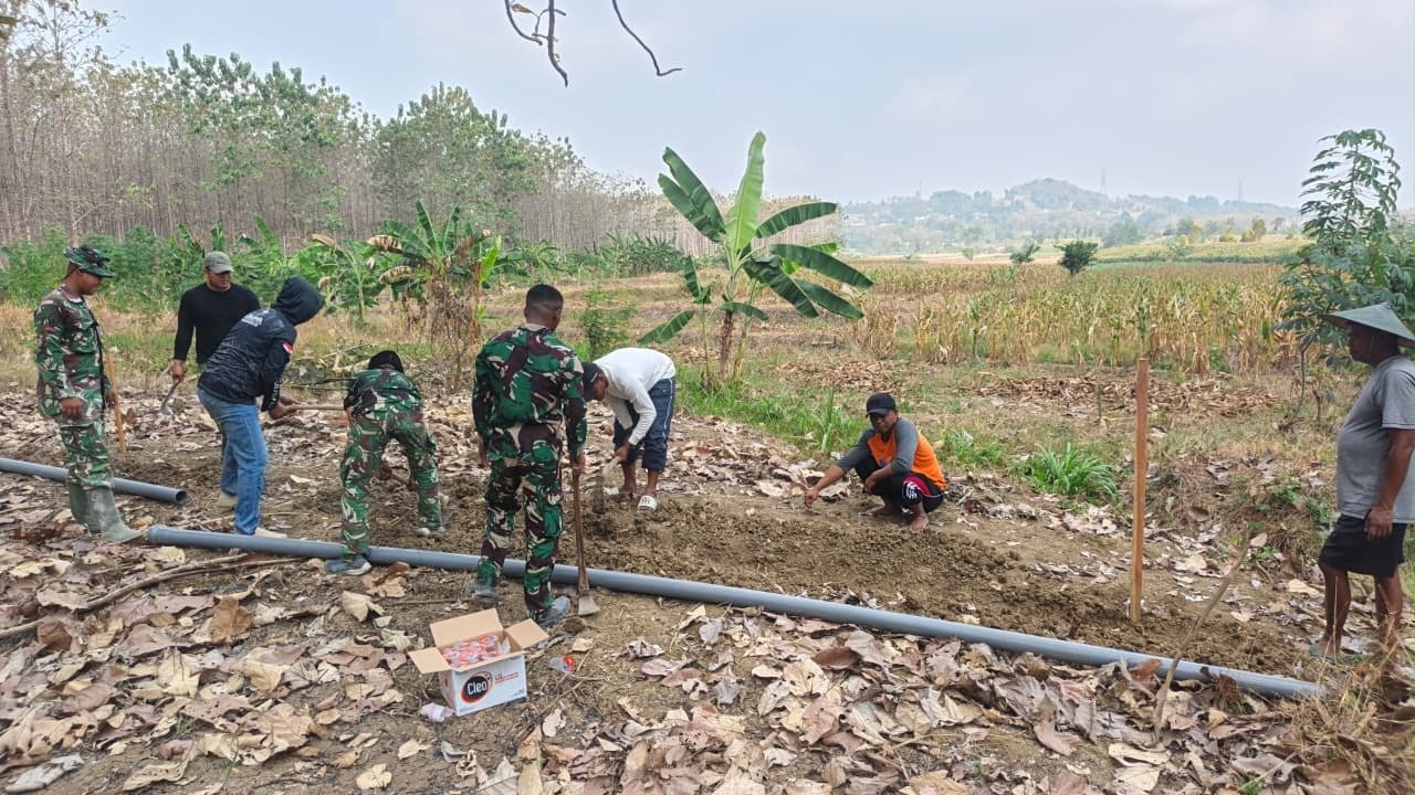 TMMD 129 Tingkatkan Infrastruktur Irigasi di Desa Tlemang