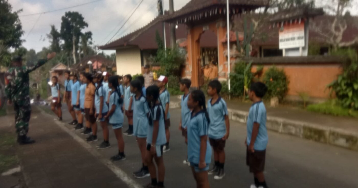 Pembinaan Disiplin dan Cinta Tanah Air di SD Negeri 1 Undisan