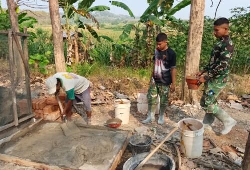 Usaha Kuat Satgas TMMD 129 dan Warga Tlemang untuk Penyediaan Air Pertanian