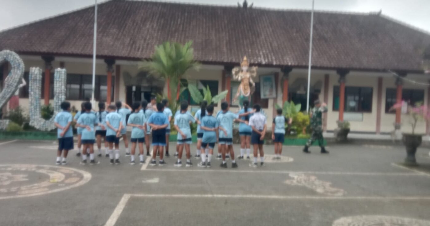 Kerjasama TNI-Polri dalam Pengembangan Karakter Siswa Melalui PBB