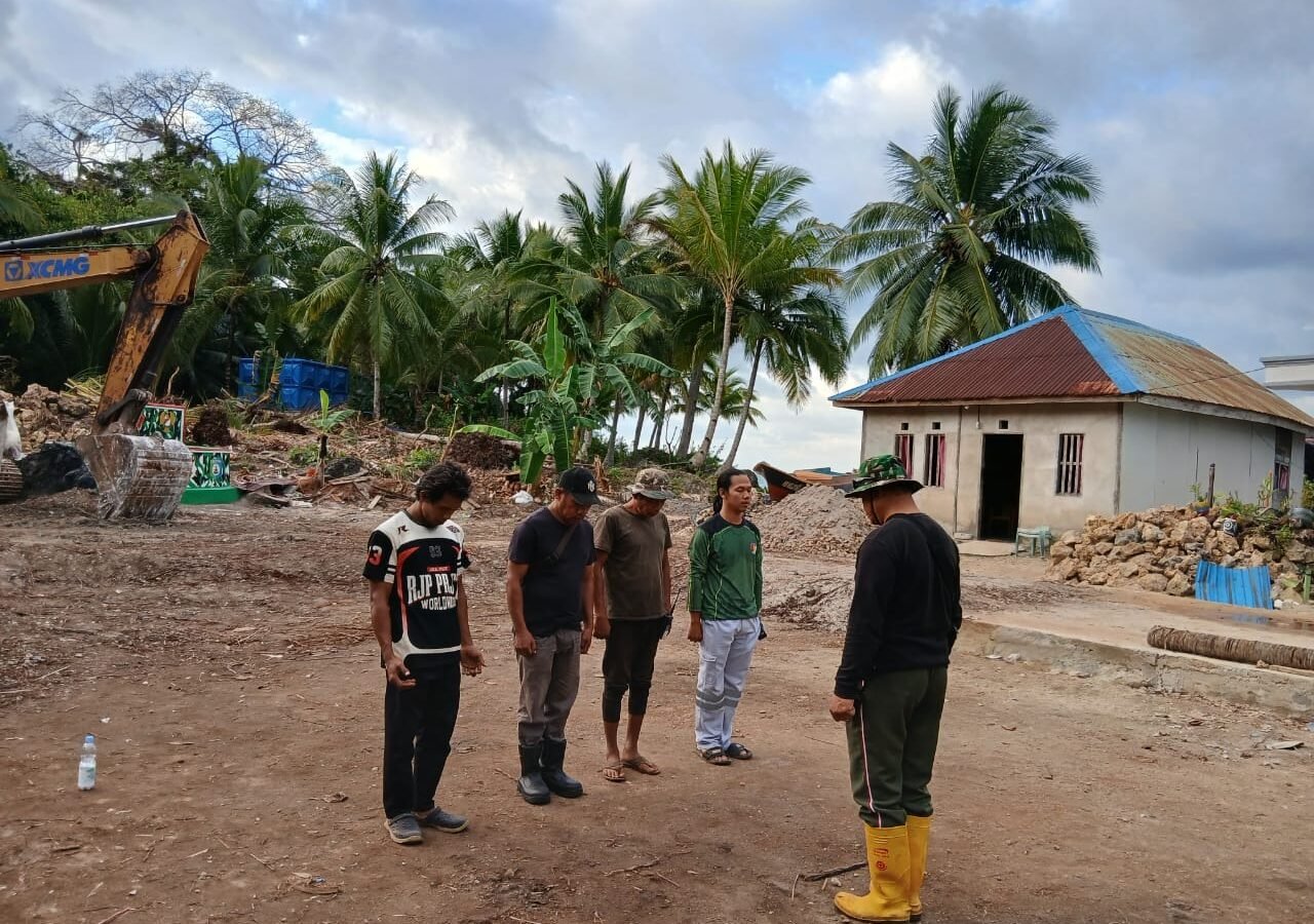Awal Pekerjaan TMMD Ke-129: Operator Alat Berat Gelar Apel Keselamatan