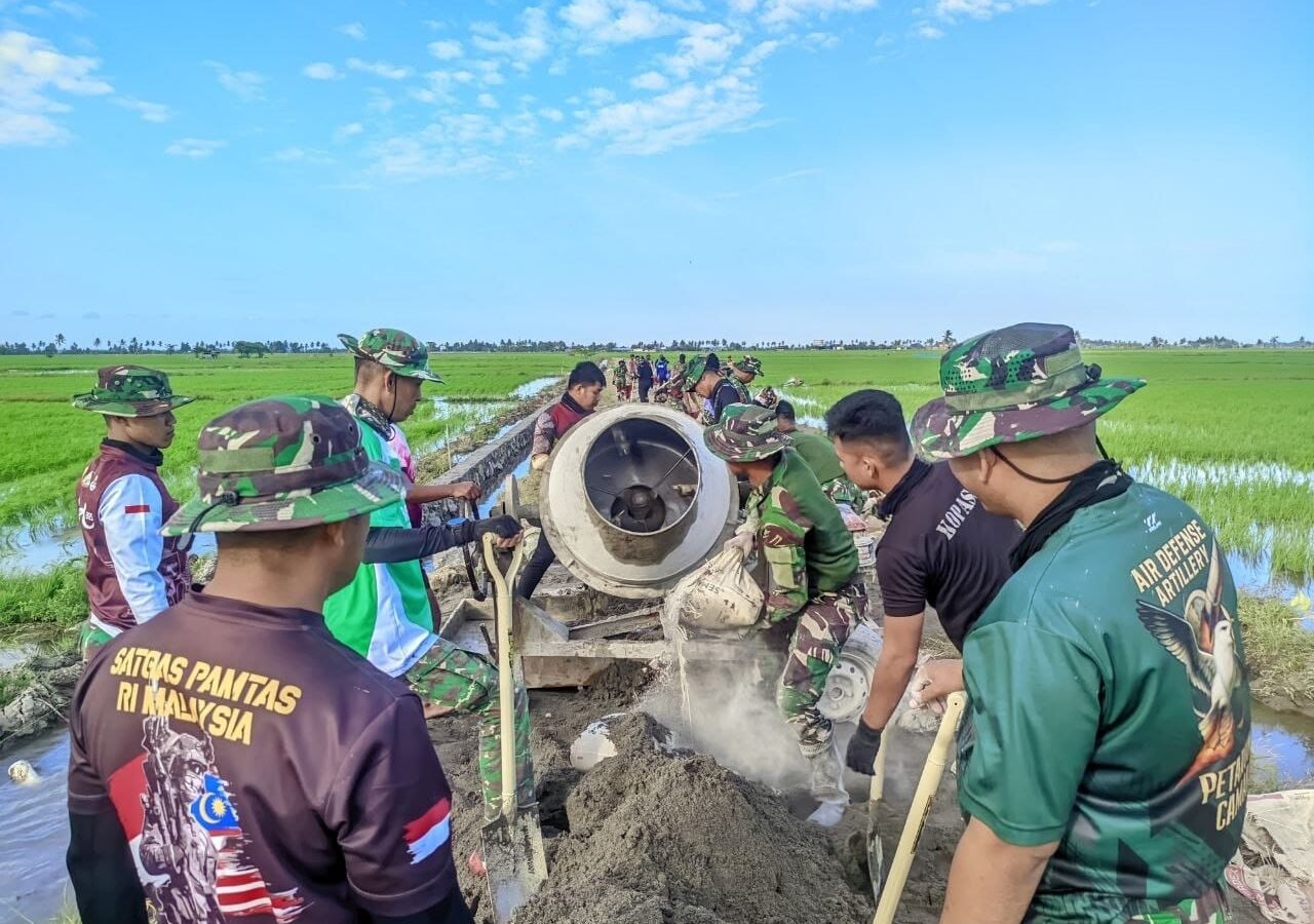 Semangat Satgas TMMD Ke-129 Kodim 1404/Pinrang Dipacu oleh Deru Mesin Molen