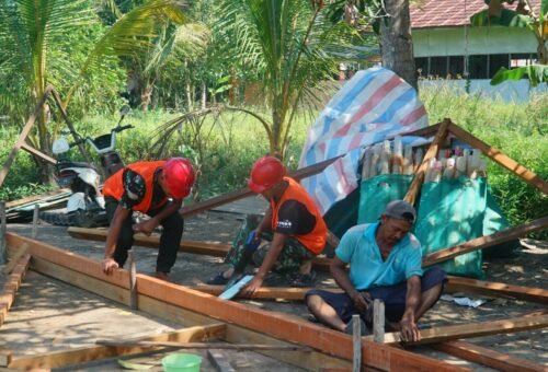 Kerjasama Satgas TMMD dan Masyarakat Hasilkan Pembangunan RTLH yang Cepat