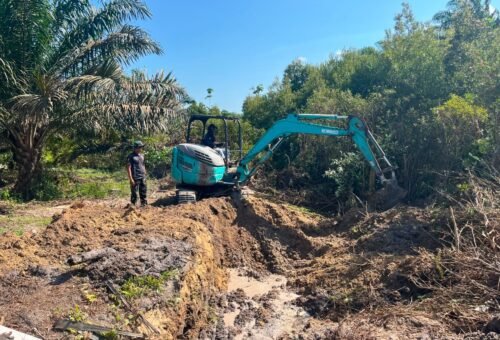 Kerja Sama Satgas TMMD dan Masyarakat Mempercepat Pembangunan Infrastruktur di Deniang–Penyamun