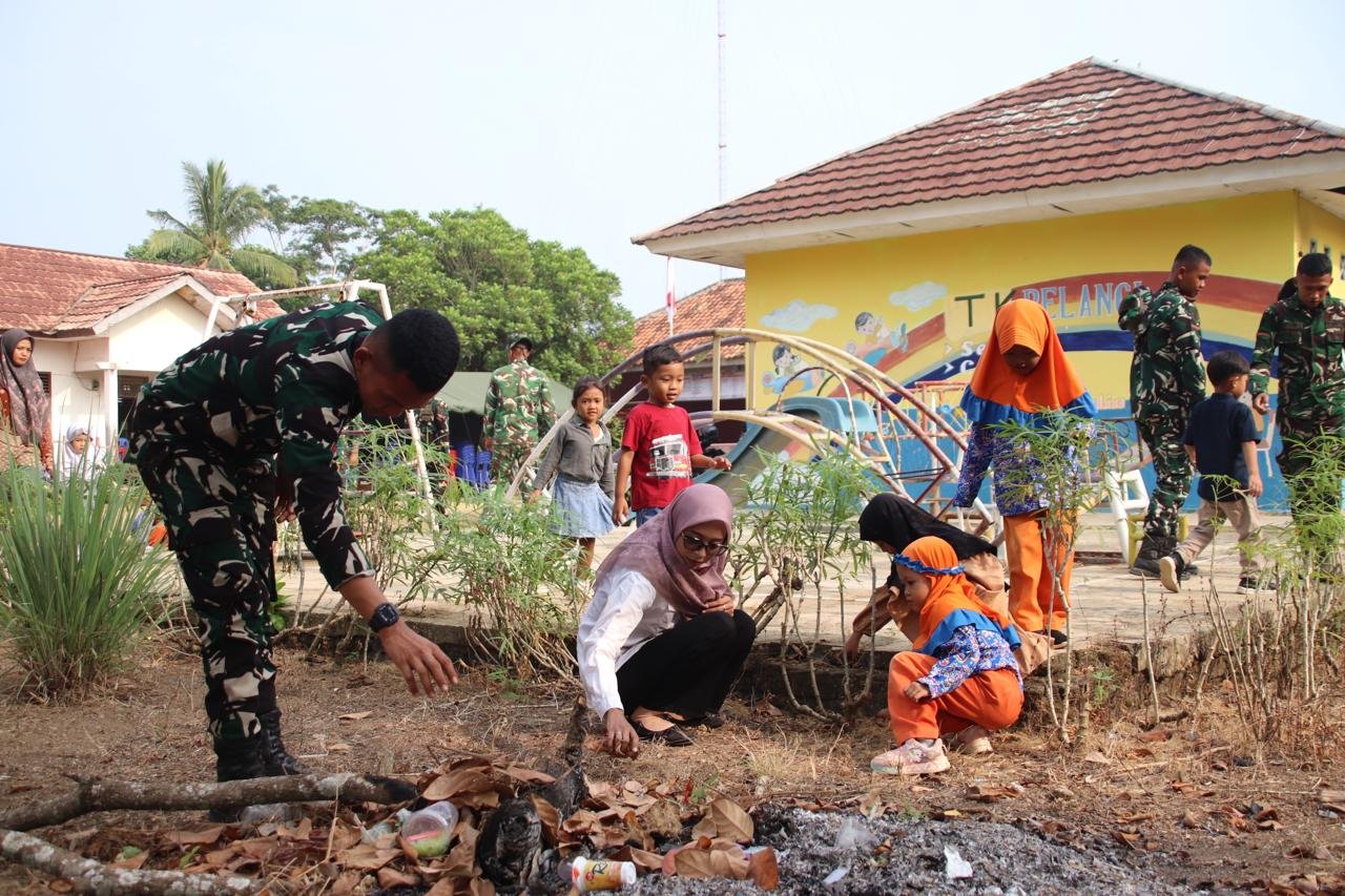 Membangun Desa dan Karakter Anak melalui TMMD ke-129