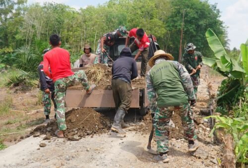 Percepat Pembangunan Infrastruktur, Penimbunan Jalan TMMD Ke-129 Berlangsung Aktif