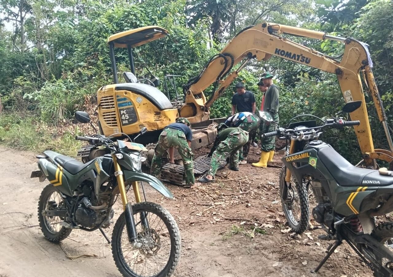 Ketersediaan Excavator Pastikan Proyek Jalan TMMD ke-129 Berjalan Lancar