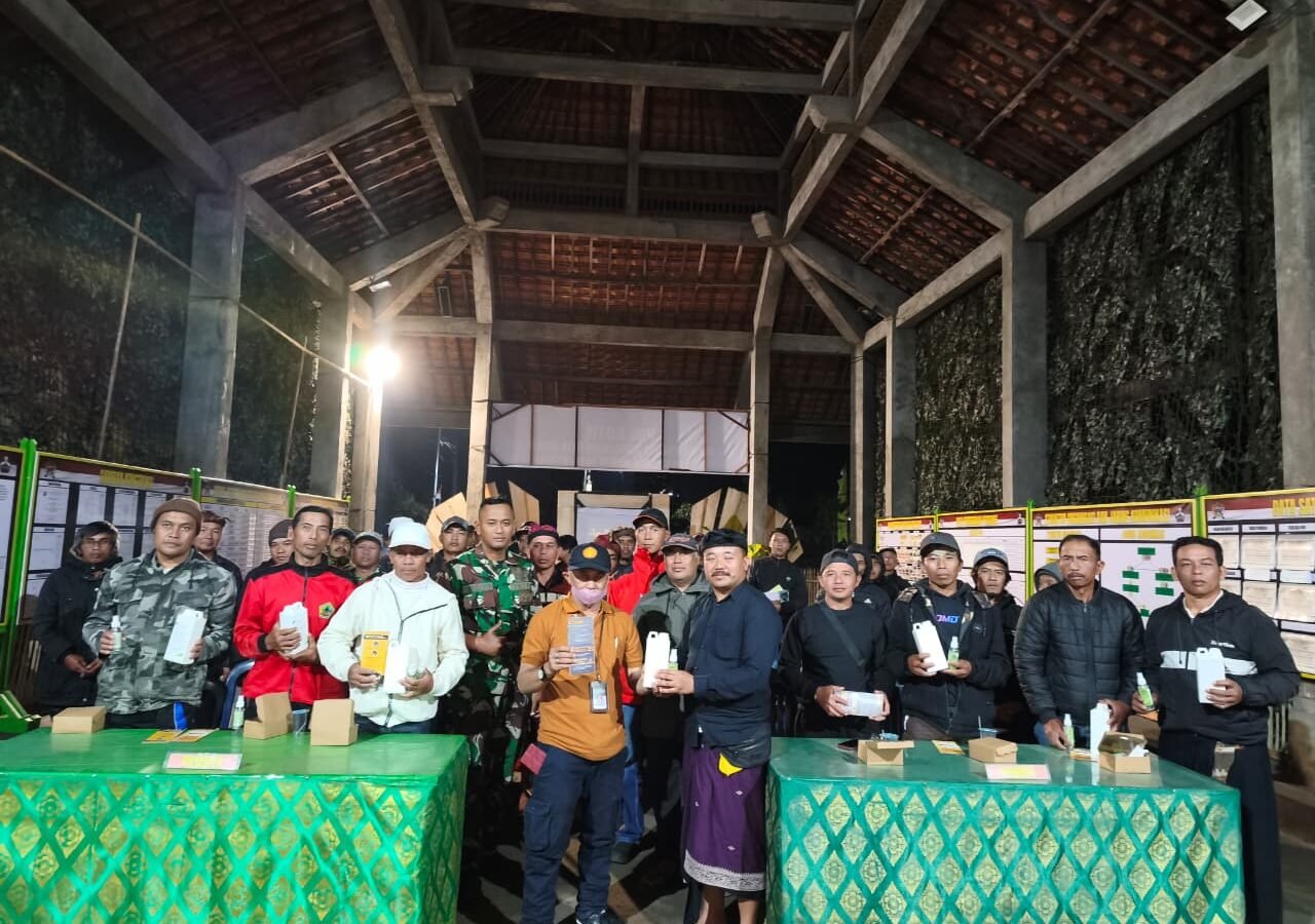 Penyuluhan PHMS Dukung Ketahanan Peternakan Masyarakat Desa Sekardadi