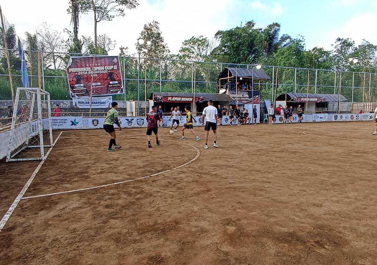 Kegiatan Olahraga Tata Persahabatan TNI dan Warga