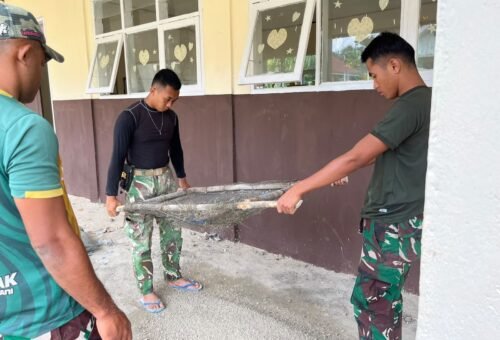 Pekerjaan Pengecoran Lantai SD Polewali Diteruskan Satgas TMMD