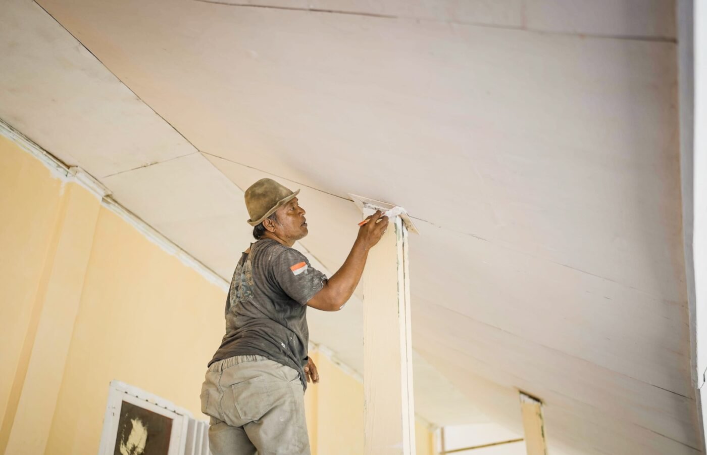 Penyelesaian Renovasi Rumah Ibu Samsiah Sedang Dalam Proses