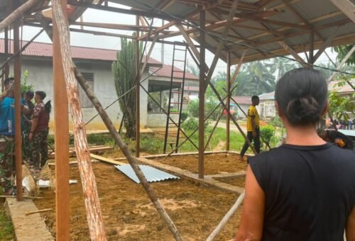 Semangat Kebersamaan dalam TMMD, Proyek Pembangunan Rumah Bu Suhanim