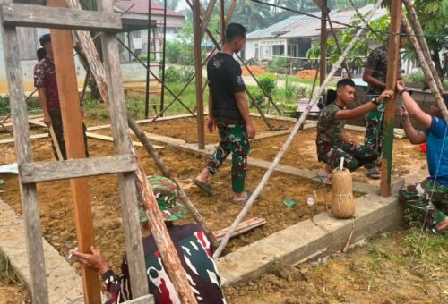 Pembangunan Rumah Bu Suhanim: Sinergi TNI dan Komunitas untuk Kesejahteraan