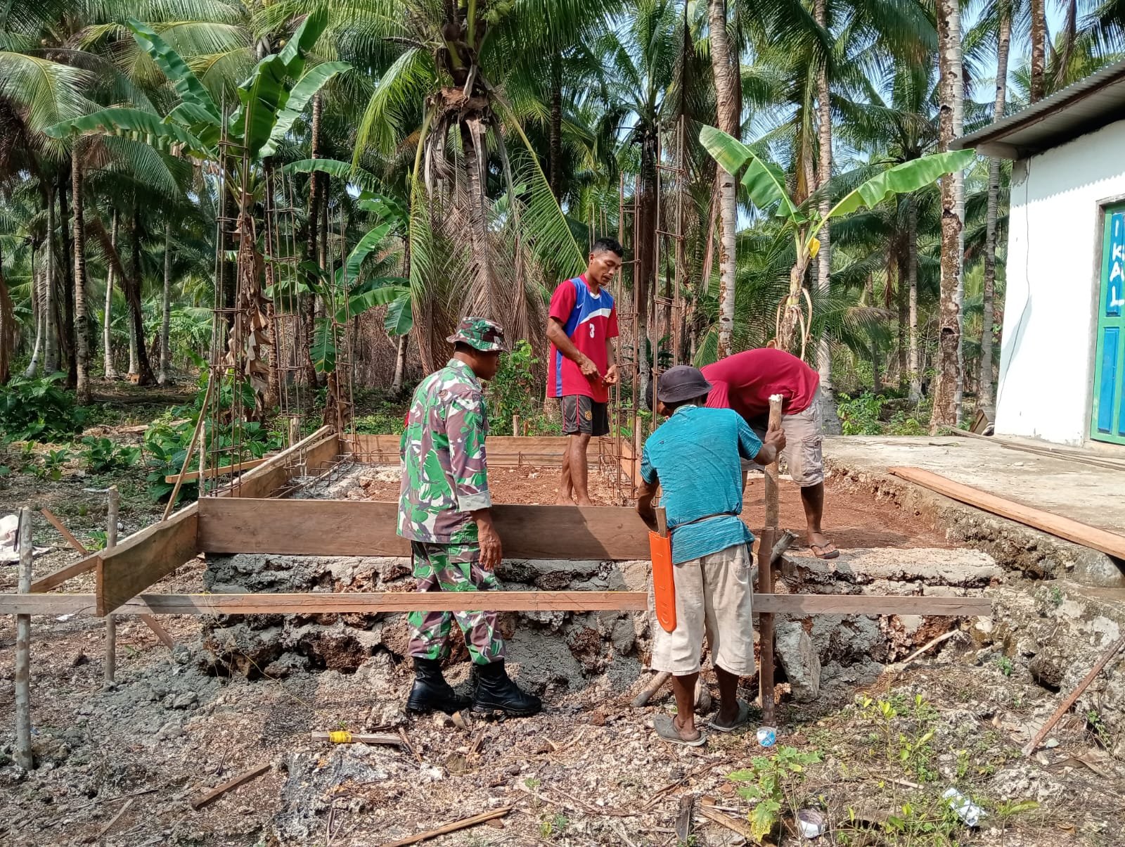 Satgas TMMD Kodim 1512/Weda Ciptakan Fasilitas Ibadah Nyaman di Kacepi
