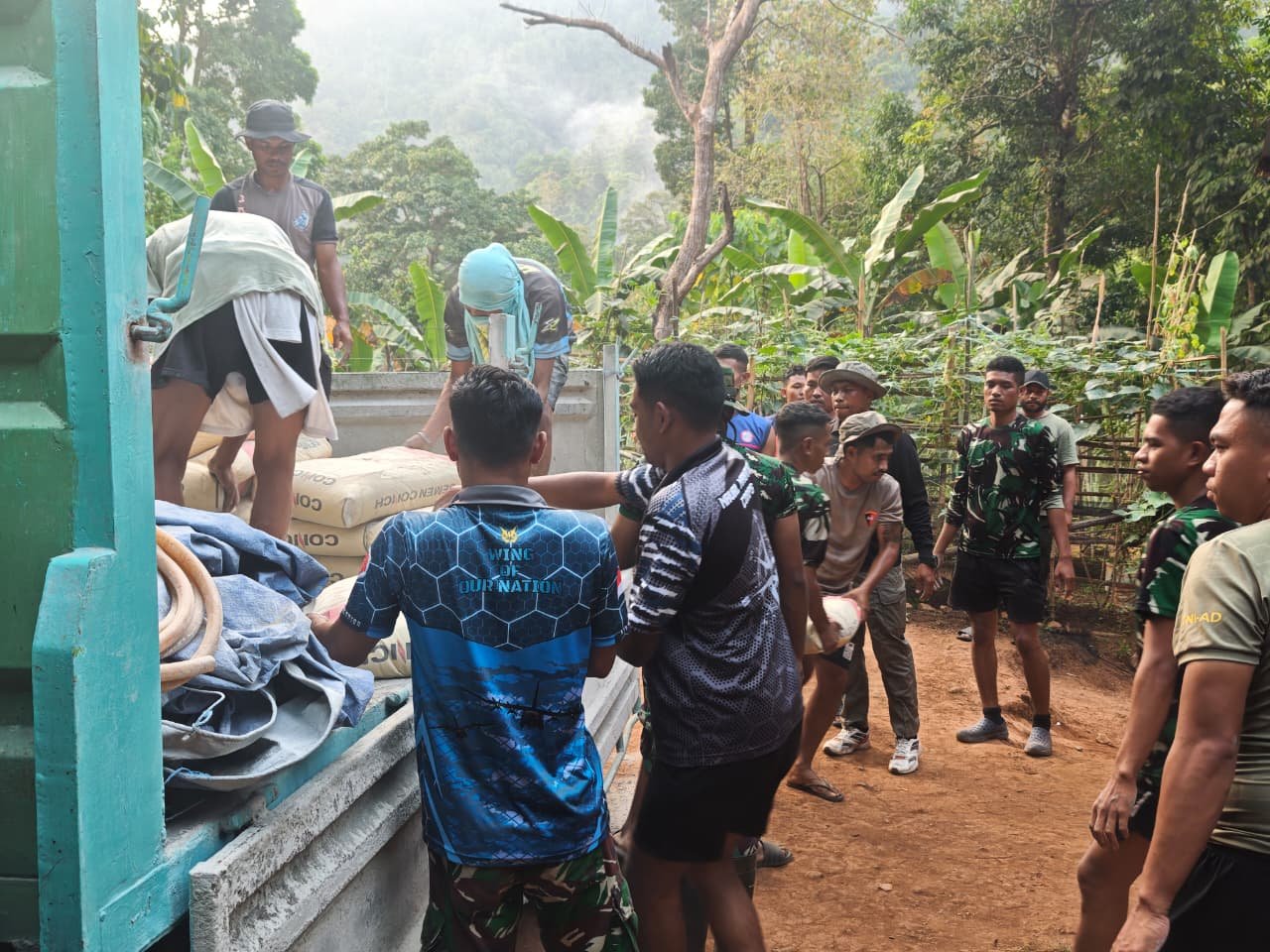 Keterlibatan Masyarakat Mempercepat Proses TMMD di Dusun Seri