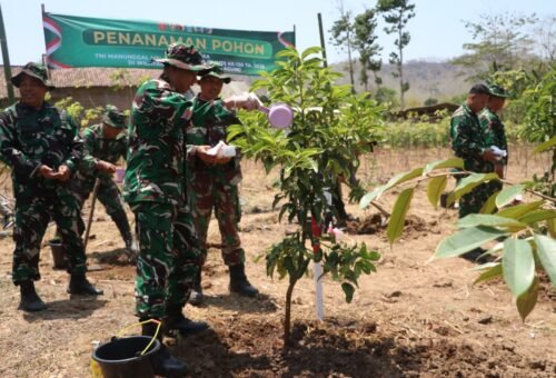 Sinergi TNI-Pemda, Kodim Tulungagung Laksanakan TMMD ke-130 di Desa Pojok