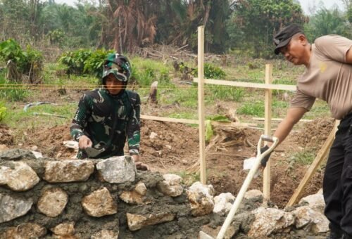 Kerja Sama TNI-Polri dan Masyarakat dalam TMMD Ke-130 di Luwu Timur