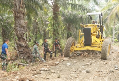 Jalan TMMD ke-130 Kodim 0407/Kota Bengkulu Mewujudkan Impian Warga Perbatasan