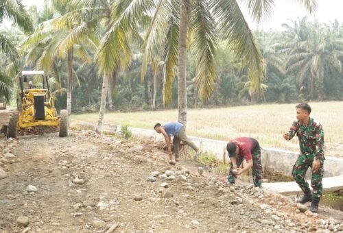 Jalan TMMD ke-130 Kodim 0407/Kota Bengkulu: Akses Baru untuk Warga Perbatasan