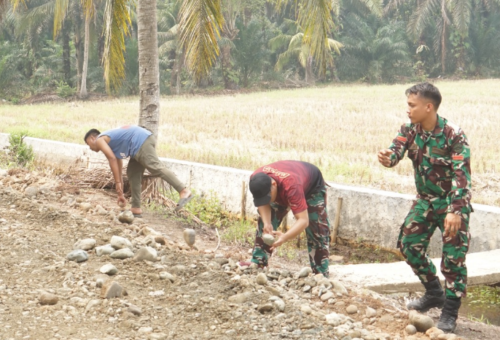 Pemberdayaan Masyarakat Lewat Pembangunan Jalan TMMD Ke-130 Kodim 0407/Kota Bengkulu