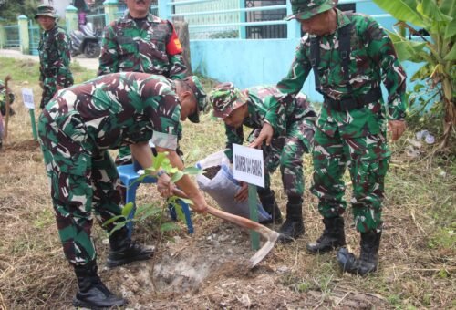 Kepedulian Terhadap Alam, Kasrem 041/Gamas Bersama Forkopimda Gelar Penanaman Pohon di Pembukaan TMMD 130 Kota Bengkulu